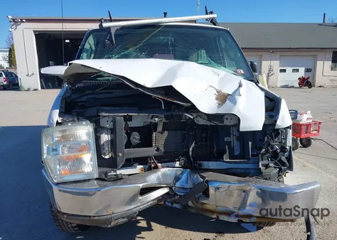 2010 Ford E-250 Commercial/Recreational из США, поврежденный, VIN 1FTNE2EW0ADA38872